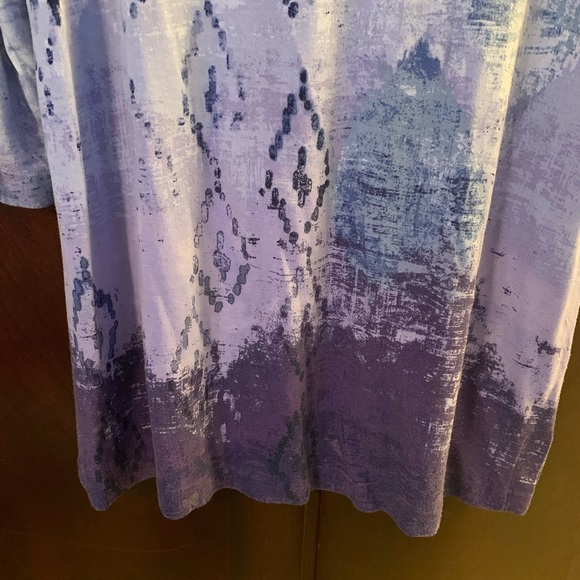 Beautiful  Tunic - Picture 3 of 5